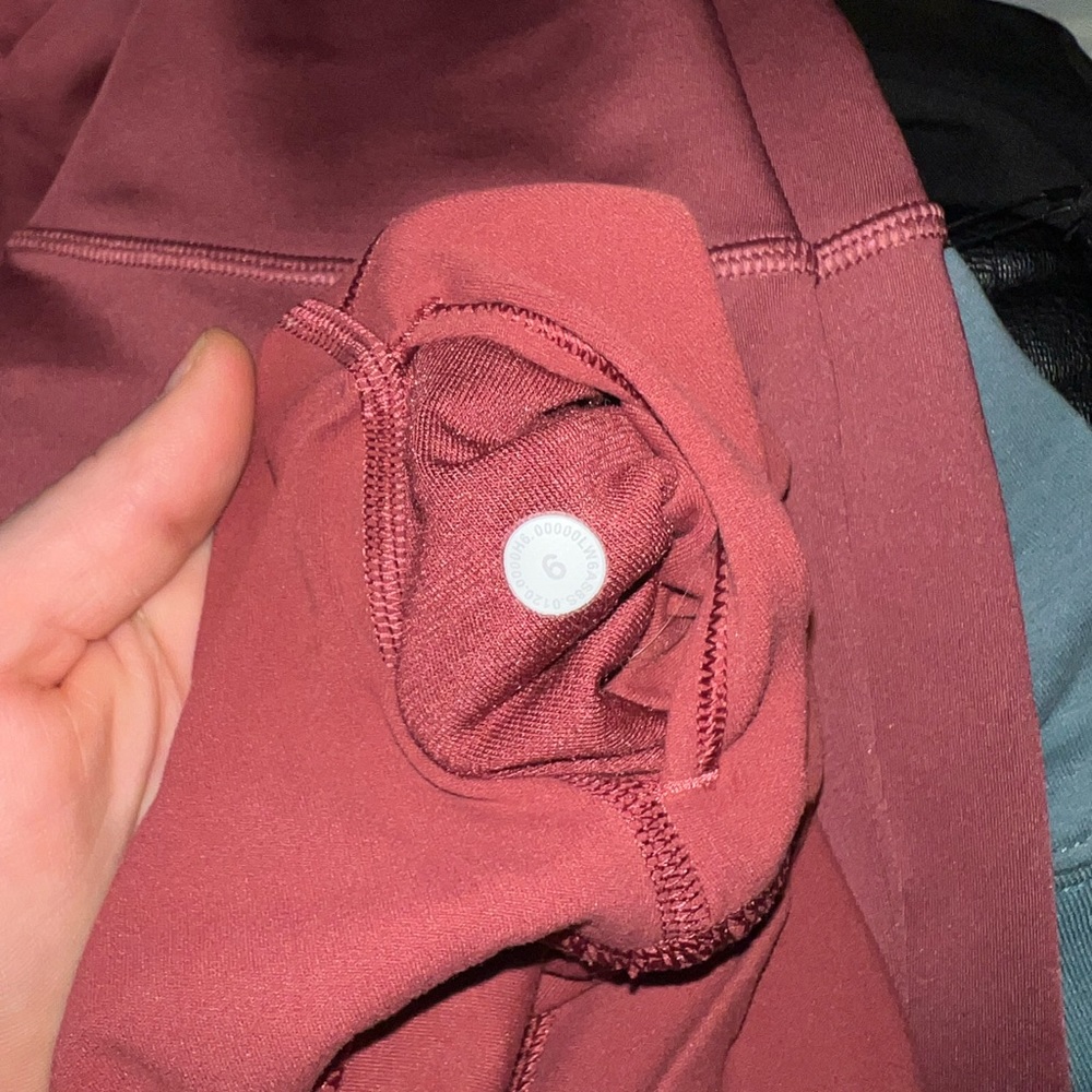 lululemon Align™ High-Rise Crop 21" Cayenne Like New sz - Picture 9 of 9